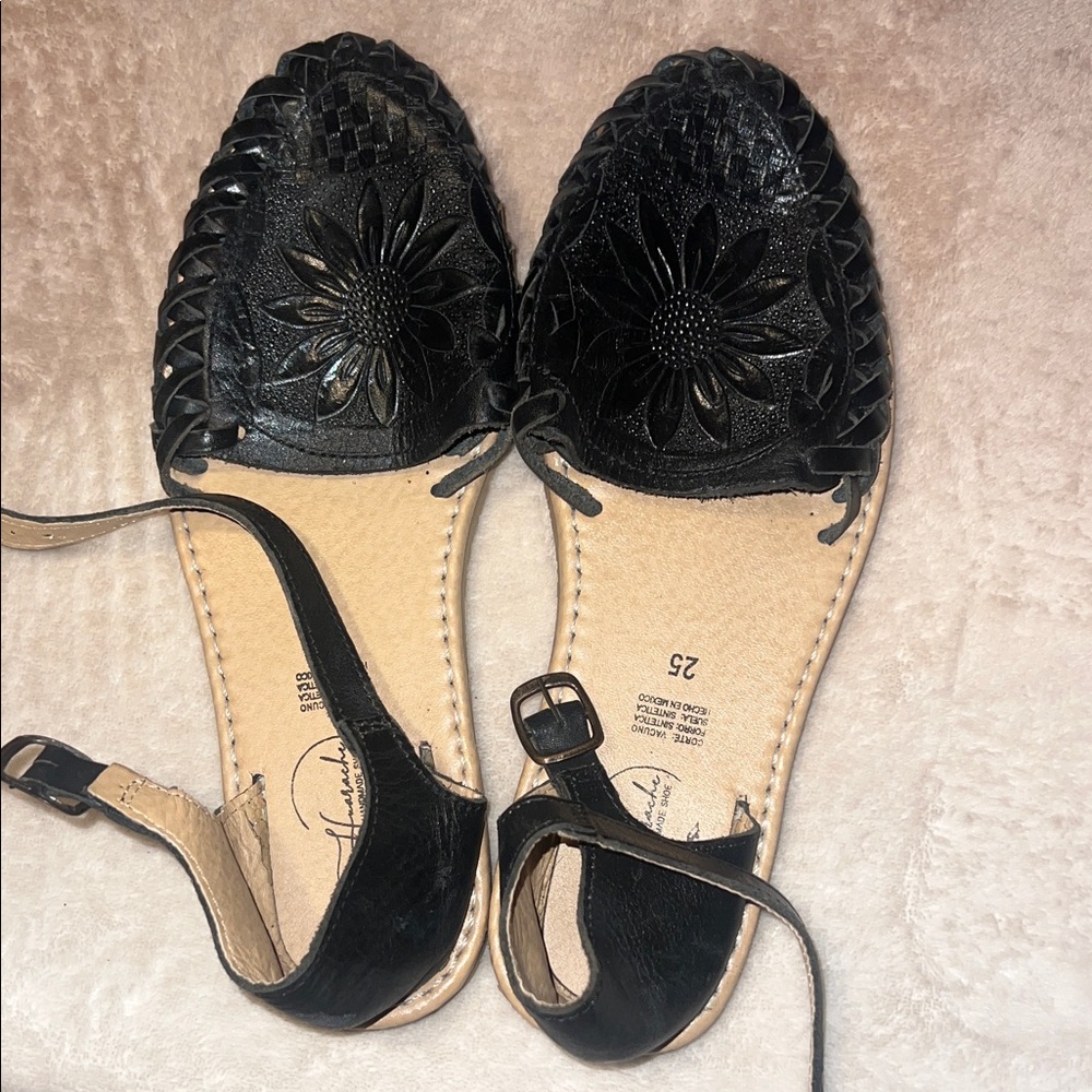 Black Leather engraved Women's Shoes